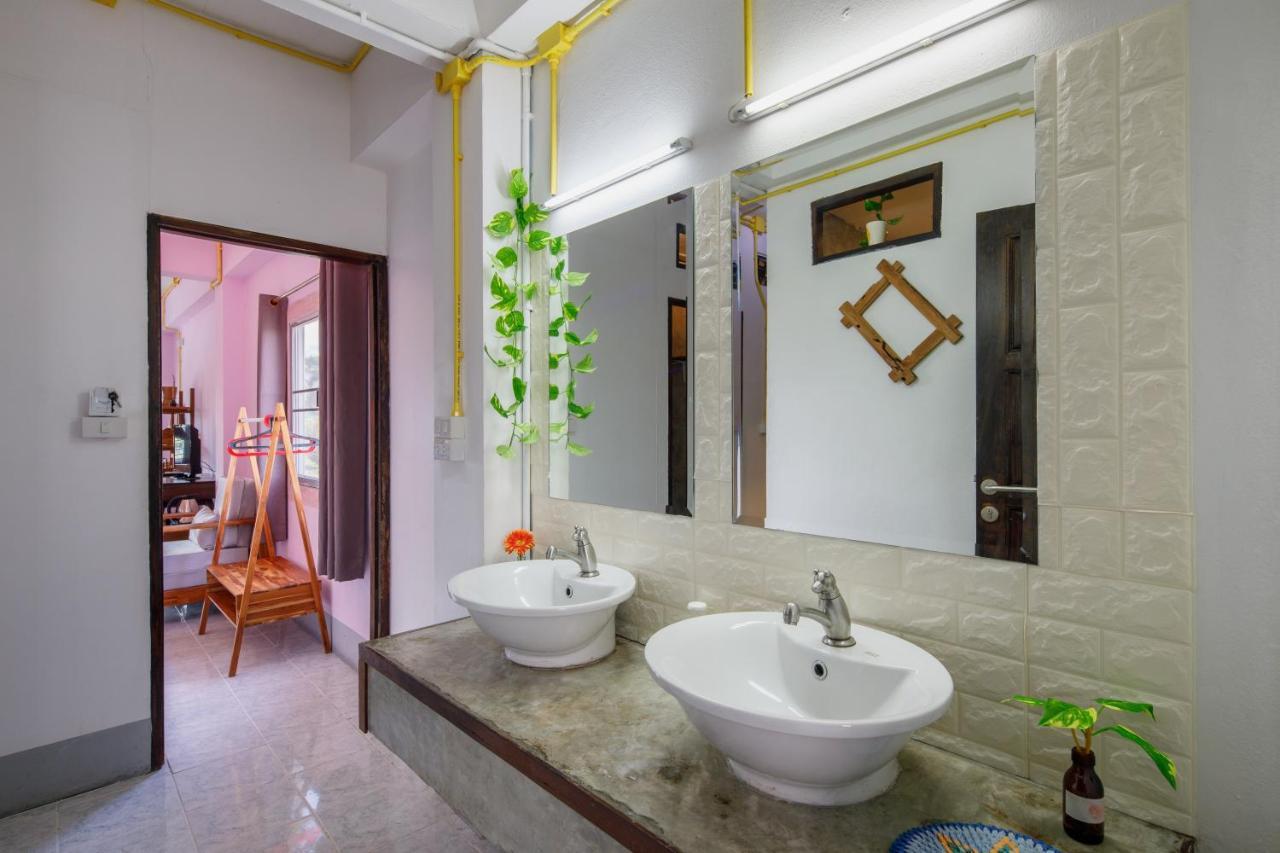 Hostal Mesa Chiang Mai